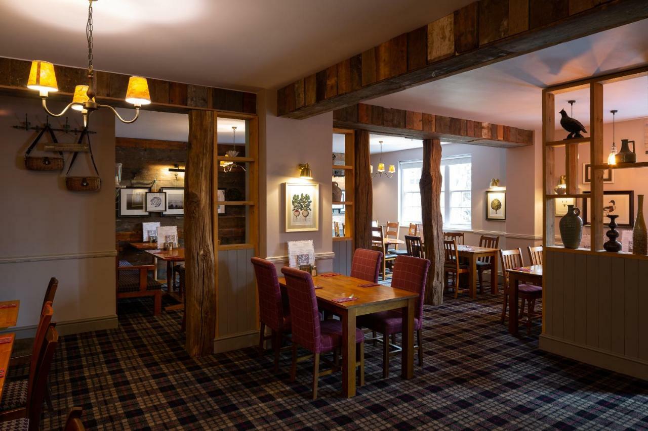 הוק The Poacher Inn מראה חיצוני תמונה